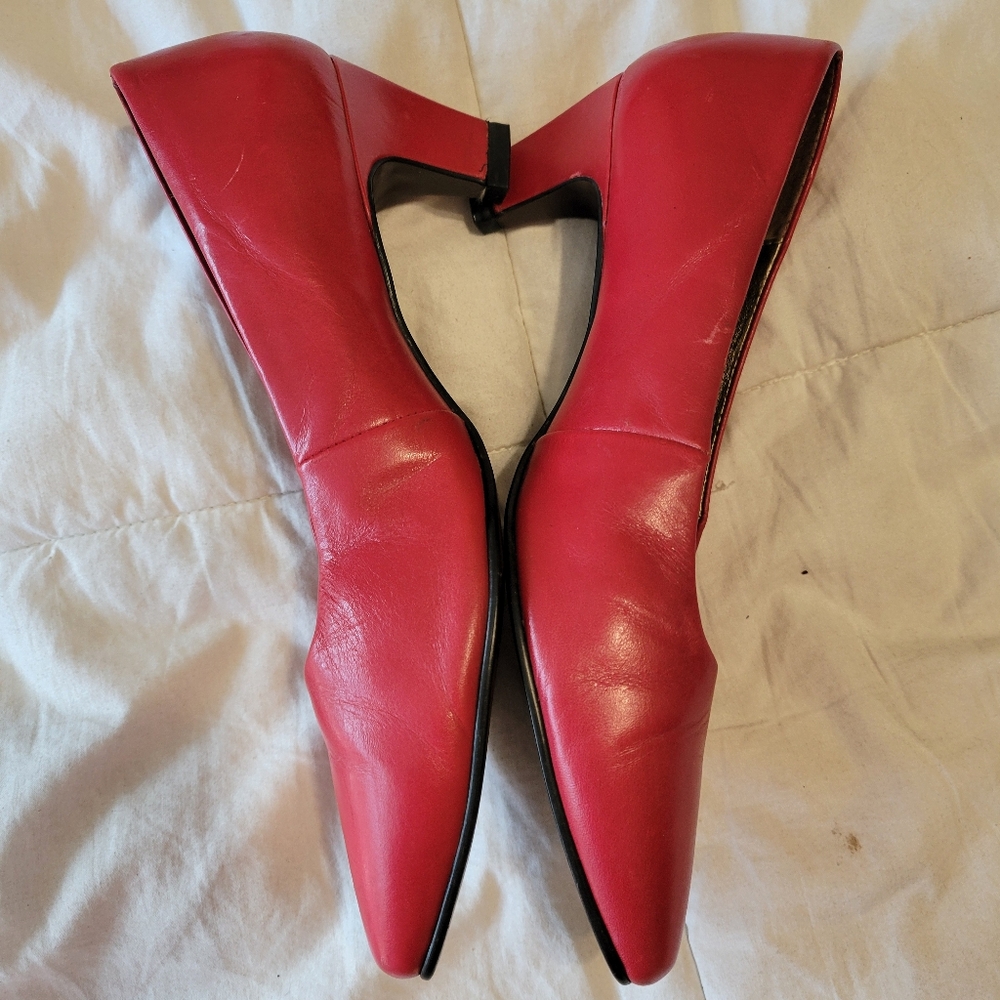 Nicole vintage Womens Red leather classic 2 inch heels Pumps Size 7M - Picture 7 of 16